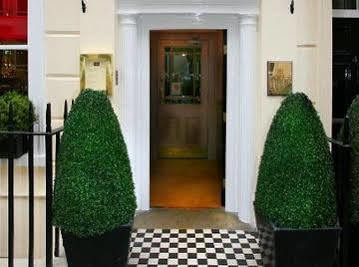 The Fox Club 4*